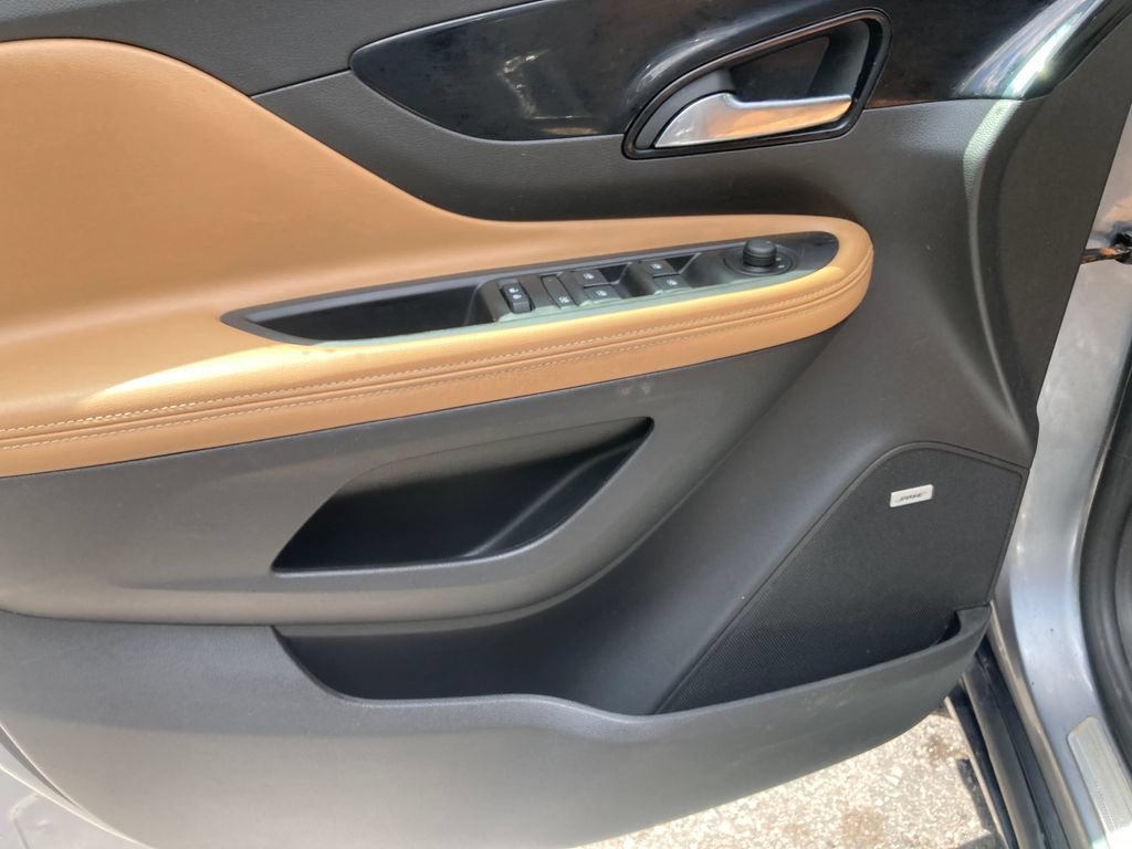 Used 2019 Buick Encore Essence w/ Experience Buick Package AWD/4WD image 13