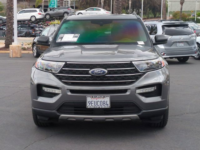 Used 2022 Ford Explorer XLT w/ Equipment Group 202A RWD image 2