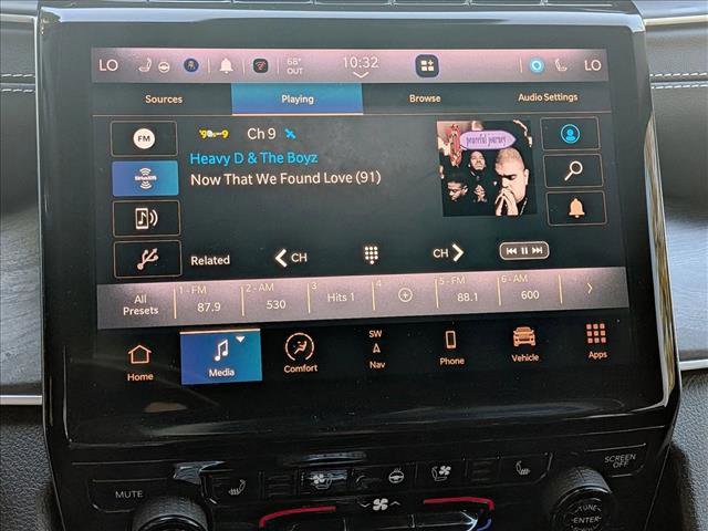 Used 2023 Jeep Grand Cherokee Limited w/ Luxury Tech Group II image 13