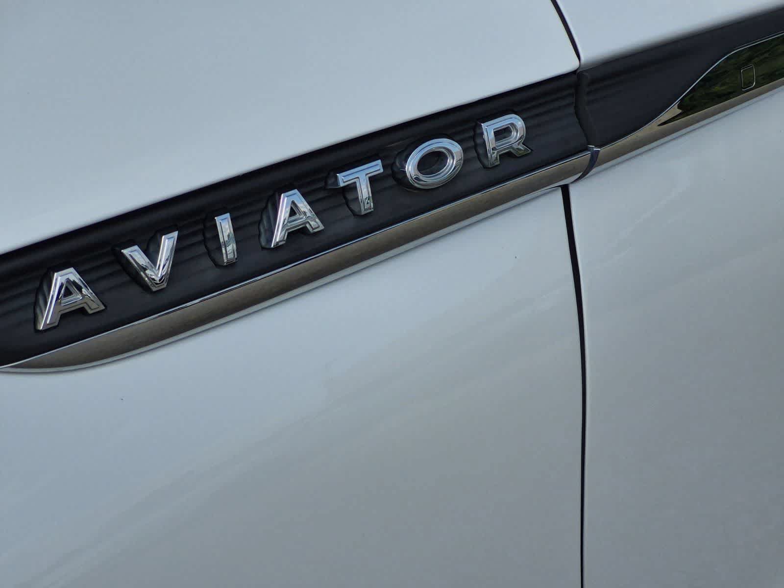 Used 2020 Lincoln Aviator Reserve w/ Equipment Group 202A AWD/4WD image 13