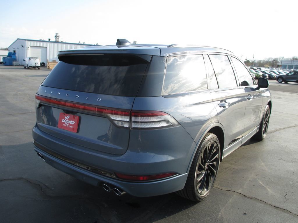 Used 2025 Lincoln Aviator Reserve w/ Jet Appearance Package image 5