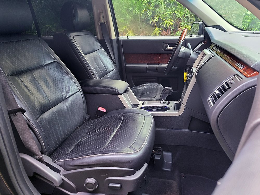 Used 2012 Ford Flex Limited w/ Equipment Group Order Code FWD image 16