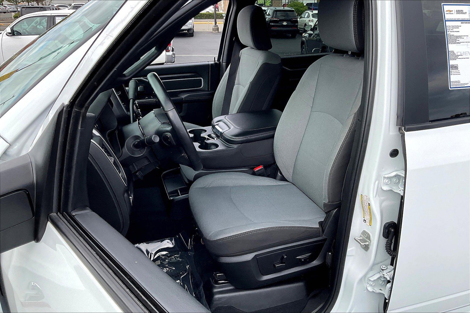 Used 2024 RAM 2500 Big Horn image 24