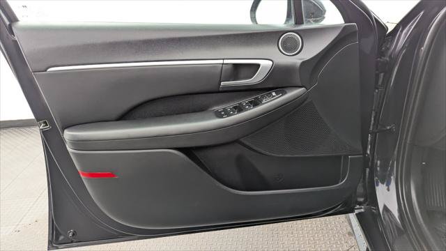 Used 2025 Hyundai Sonata SEL FWD image 13