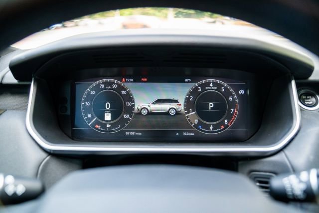 Used 2019 Land Rover Range Rover Sport SE image 32