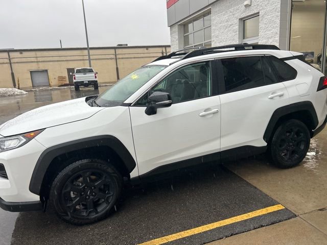 Used 2020 Toyota RAV4 TRD Off-Road image 3
