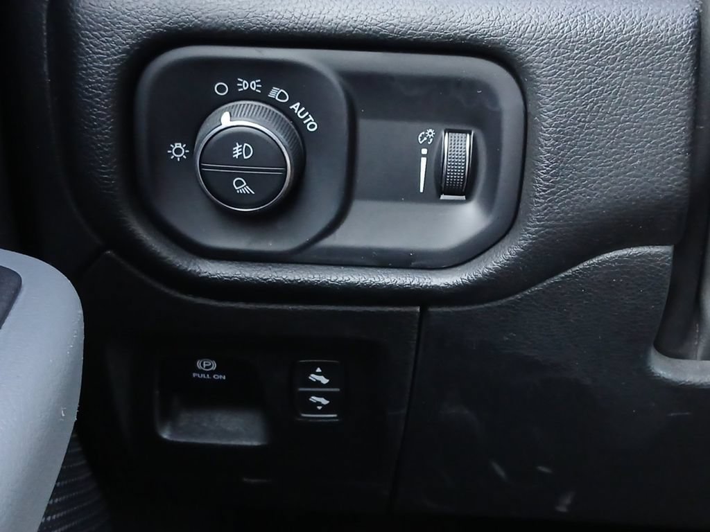 Used 2022 RAM 1500 Lone Star AWD/4WD image 12