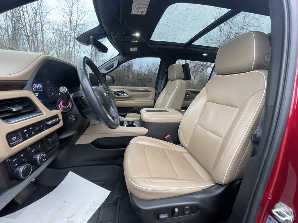 Certified 2021 Chevrolet Suburban Premier w/ Premium Package image 35