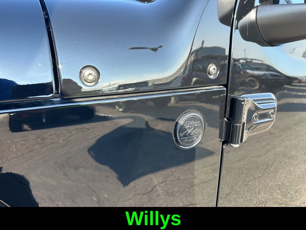 Used 2022 Jeep Wrangler Willys AWD/4WD image 22