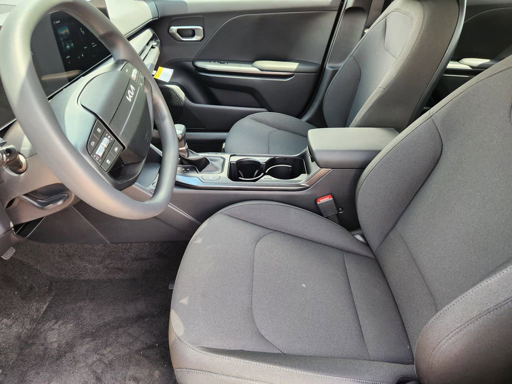 New 2026 Kia K4 LX FWD image 10
