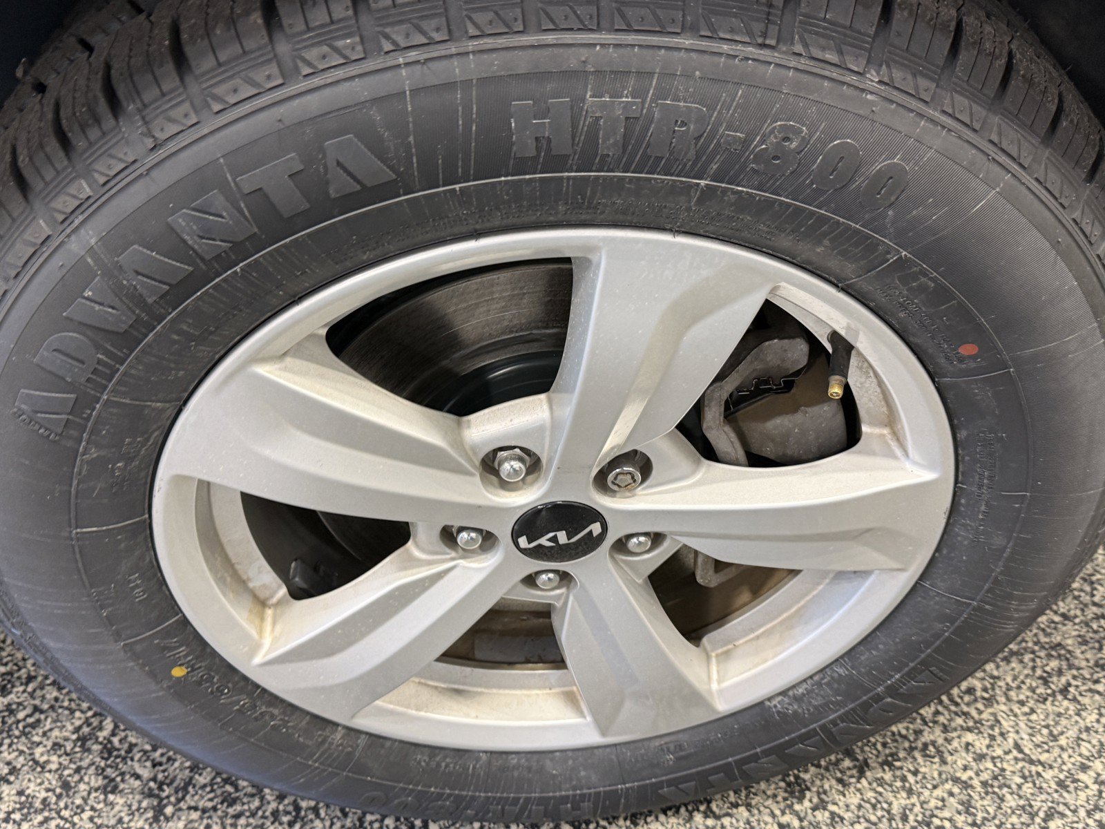 Used 2022 Kia Sorento LX FWD image 31