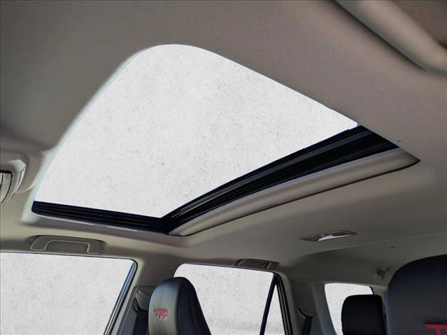 Used 2023 Toyota 4Runner TRD Off-Road Premium w/ Moonroof Package AWD/4WD image 16