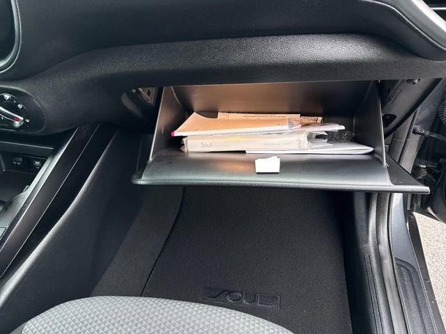 Used 2023 Kia Soul LX w/ Option Group 015 image 47