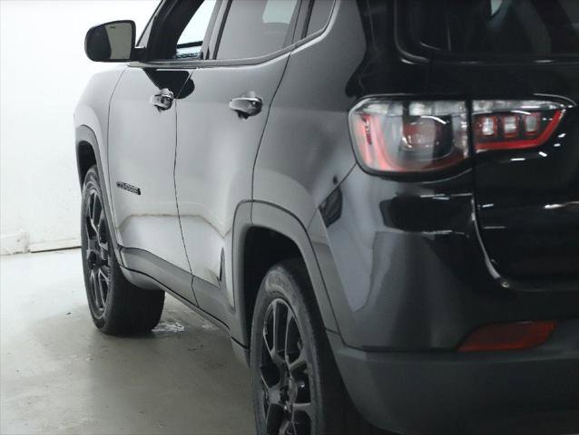 Certified 2022 Jeep Compass Altitude image 41