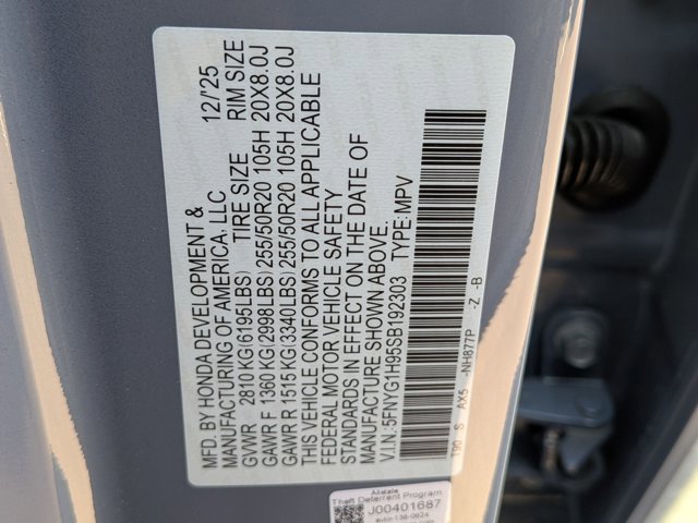 Used 2025 Honda Pilot Black Edition image 15