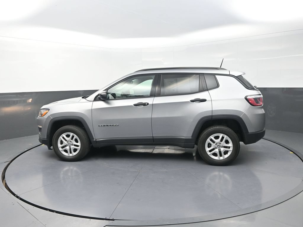 Used 2018 Jeep Compass Sport AWD/4WD image 6