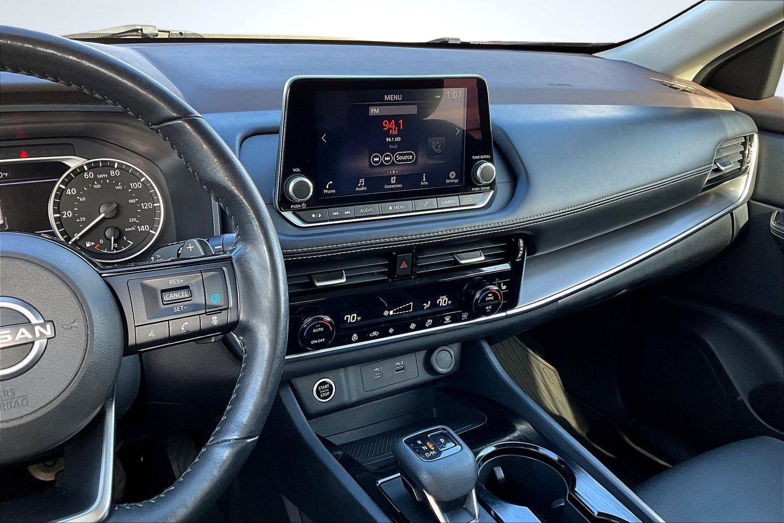 Used 2023 Nissan Rogue SV w/ SV Premium Package image 6