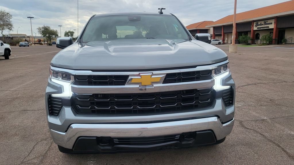 Used 2026 Chevrolet Silverado 1500 LT image 3