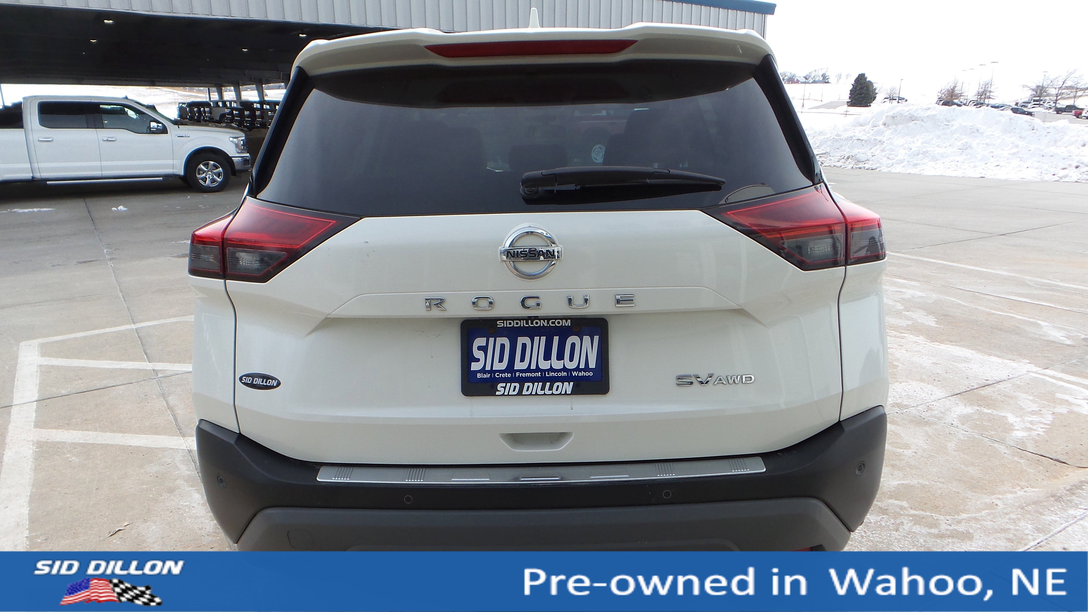 Used 2021 Nissan Rogue SV image 4