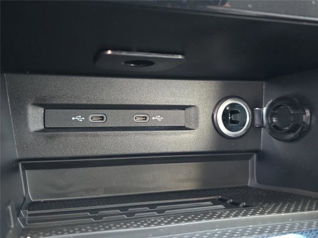 New 2026 Volkswagen Taos SE FWD image 18