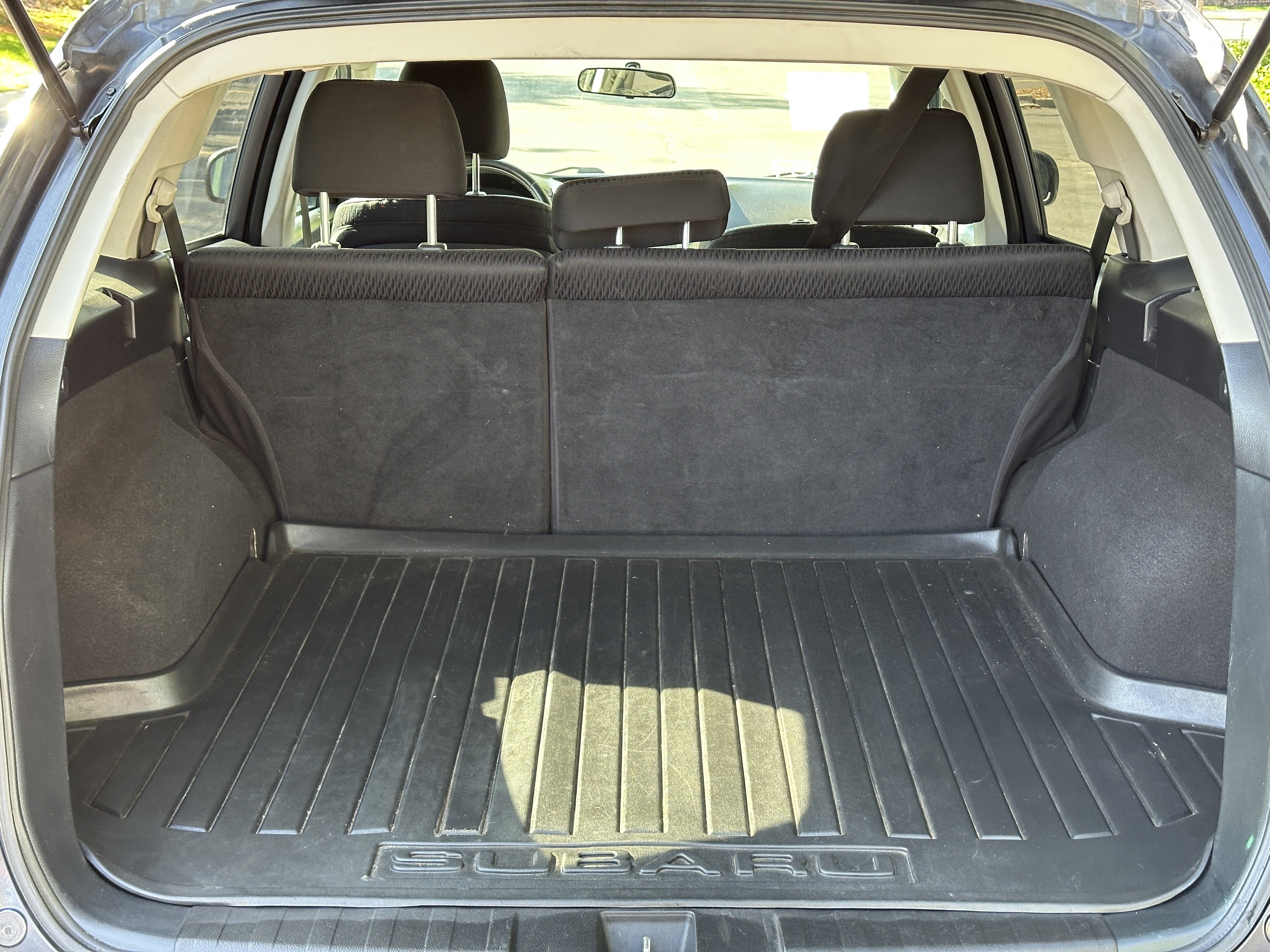 Used 2011 Subaru Outback 2.5i Premium AWD/4WD image 23