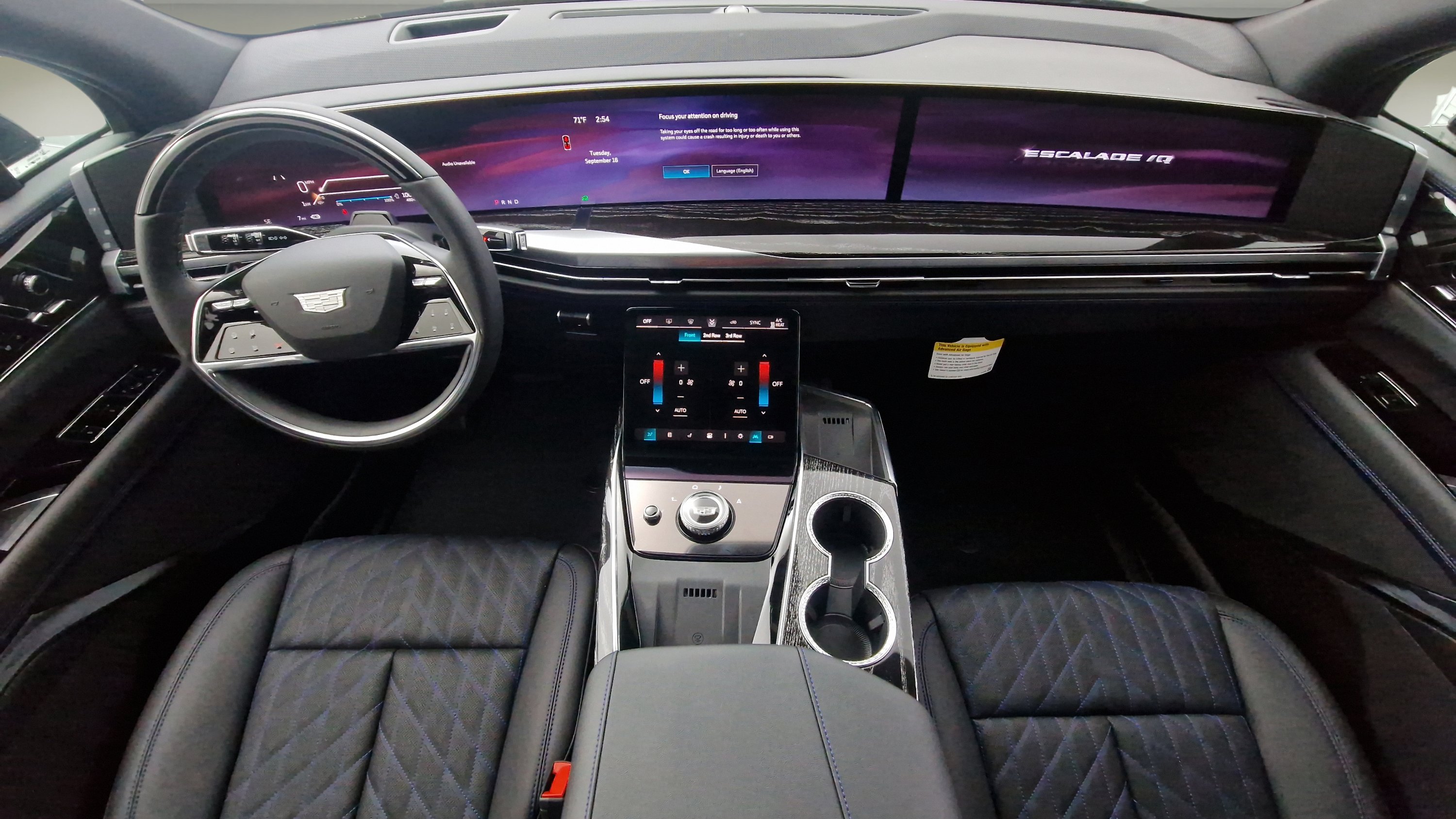 New 2026 Cadillac Escalade IQ Luxury 1 image 9