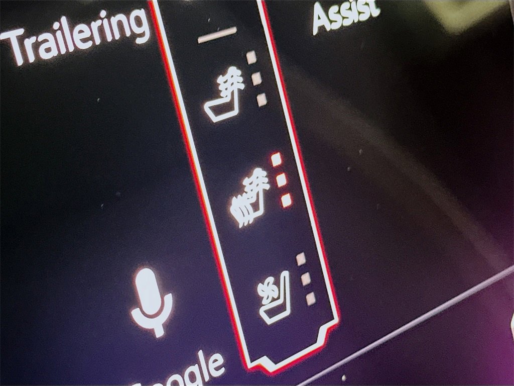 Used 2025 GMC Yukon Denali Ultimate image 21