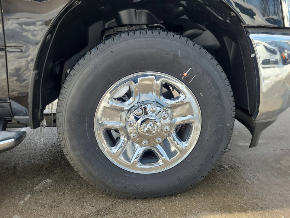 Used 2024 RAM 2500 Tradesman w/ Safety Group image 29