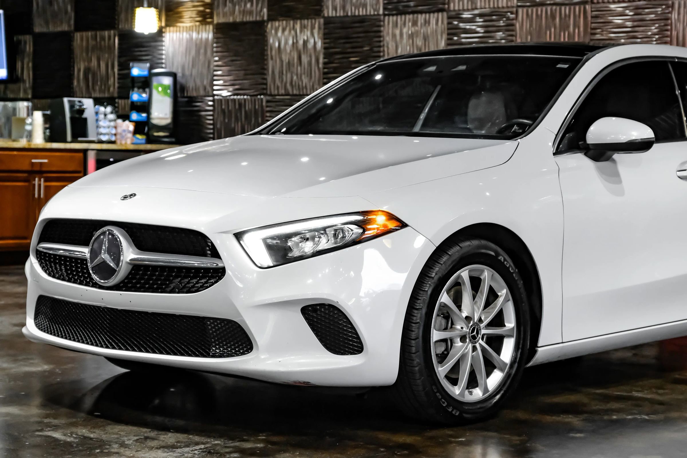 Used 2019 Mercedes-Benz A 220 image 10