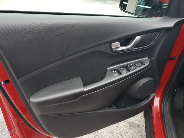 Used 2023 Hyundai Kona SEL w/ Convenience Package image 21