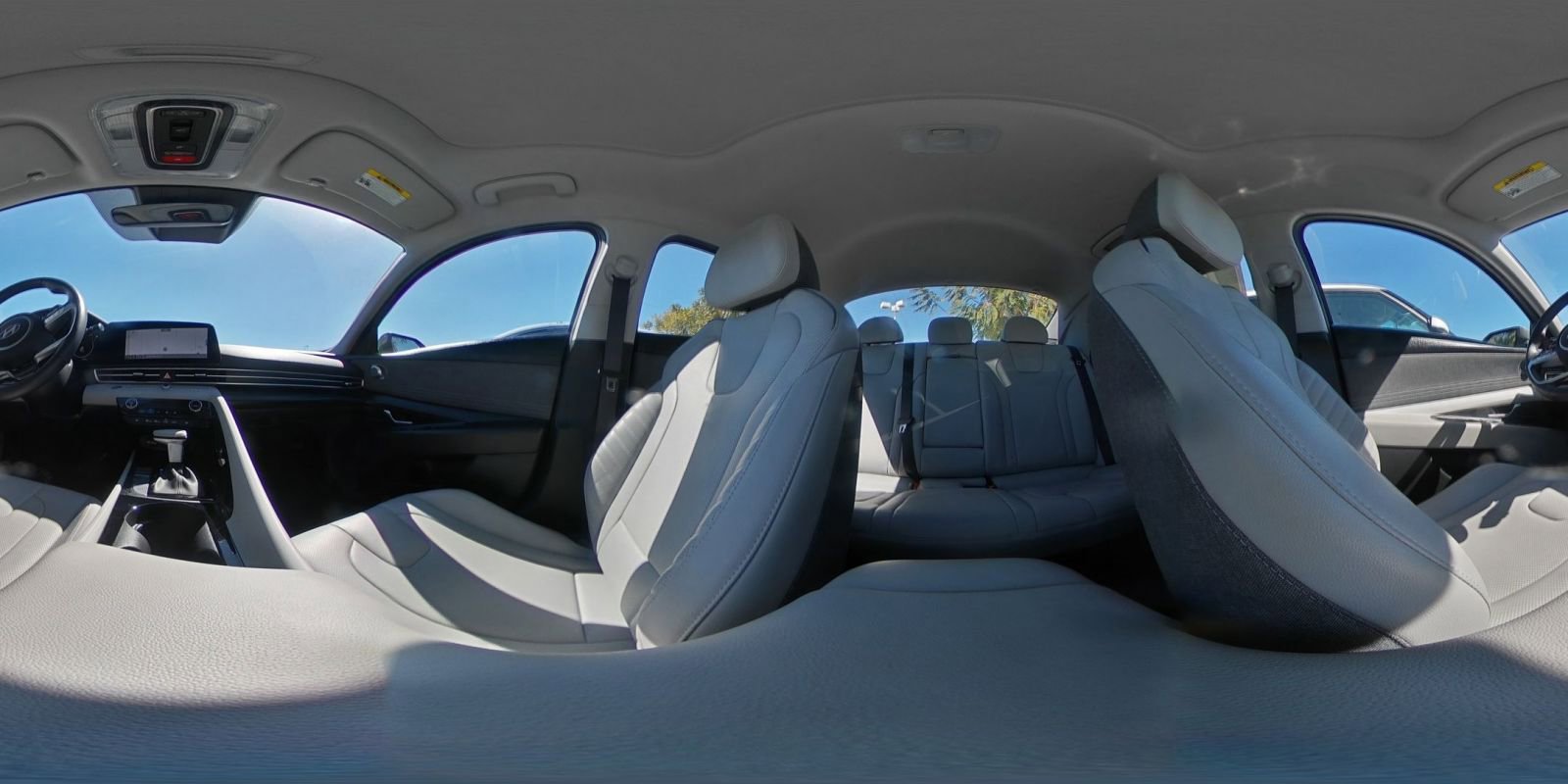 Used 2025 Hyundai Elantra Limited image 45