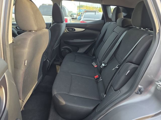 Used 2021 Nissan Rogue Sport S image 14