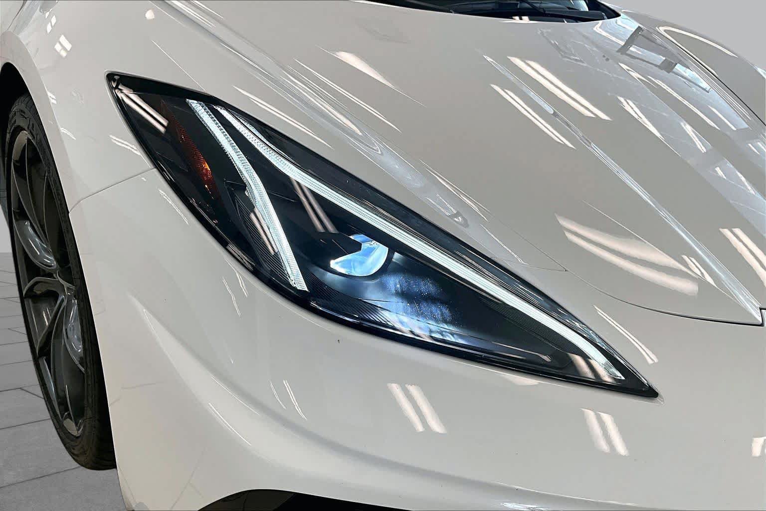 Used 2021 Chevrolet Corvette Stingray Preferred Cpe w/ Z51 Performance Package RWD image 23