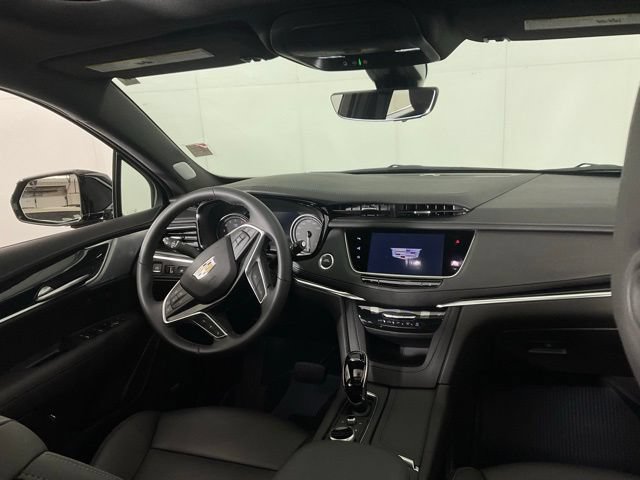 Certified 2025 Cadillac XT5 Premium Luxury w/ Technology Package AWD/4WD image 27