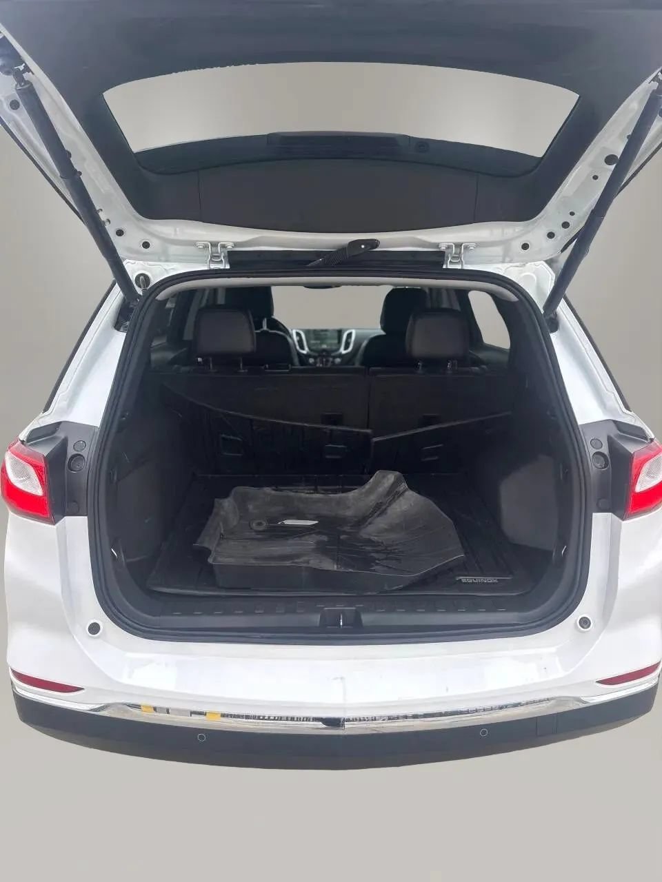 Used 2021 Chevrolet Equinox Premier AWD/4WD image 16