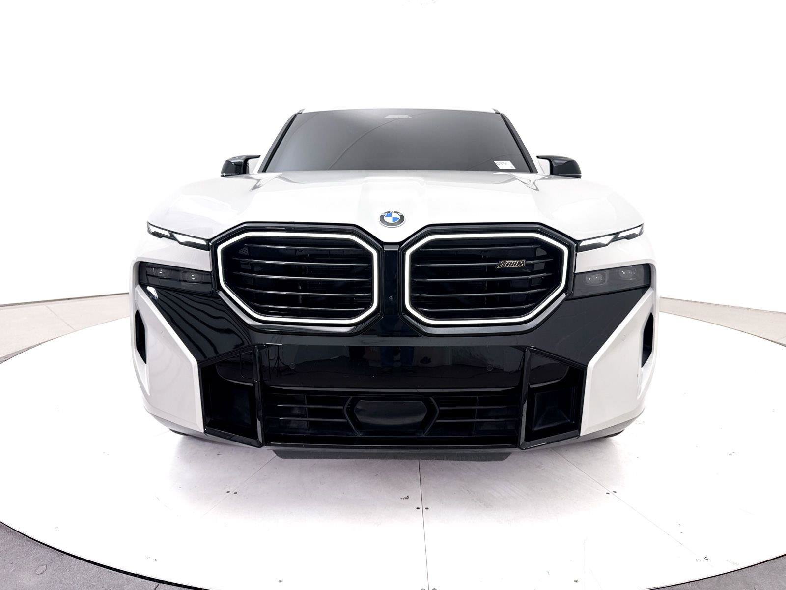 Used 2024 BMW XM AWD/4WD image 30