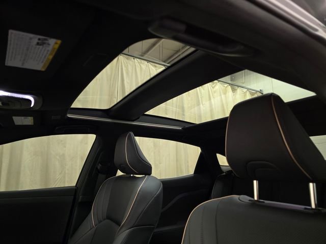 Used 2023 Toyota Crown Limited w/ Advanced Technology Package image 16