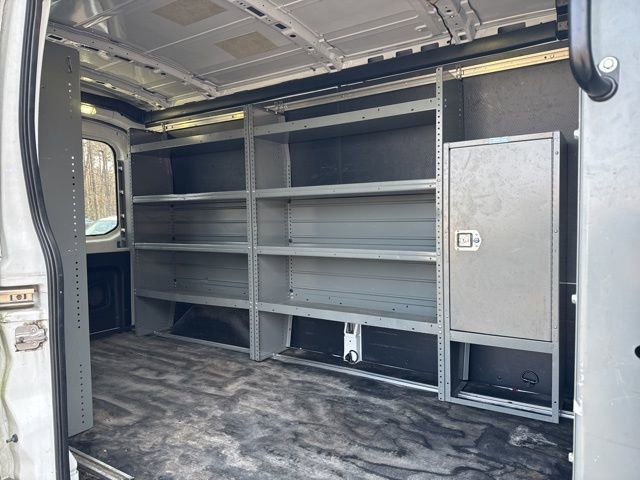 Used 2016 Ford Transit 250 148 Medium Roof image 10