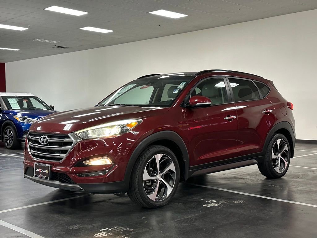 Used 2016 Hyundai Tucson Limited w/ Option Group 03 FWD image 3