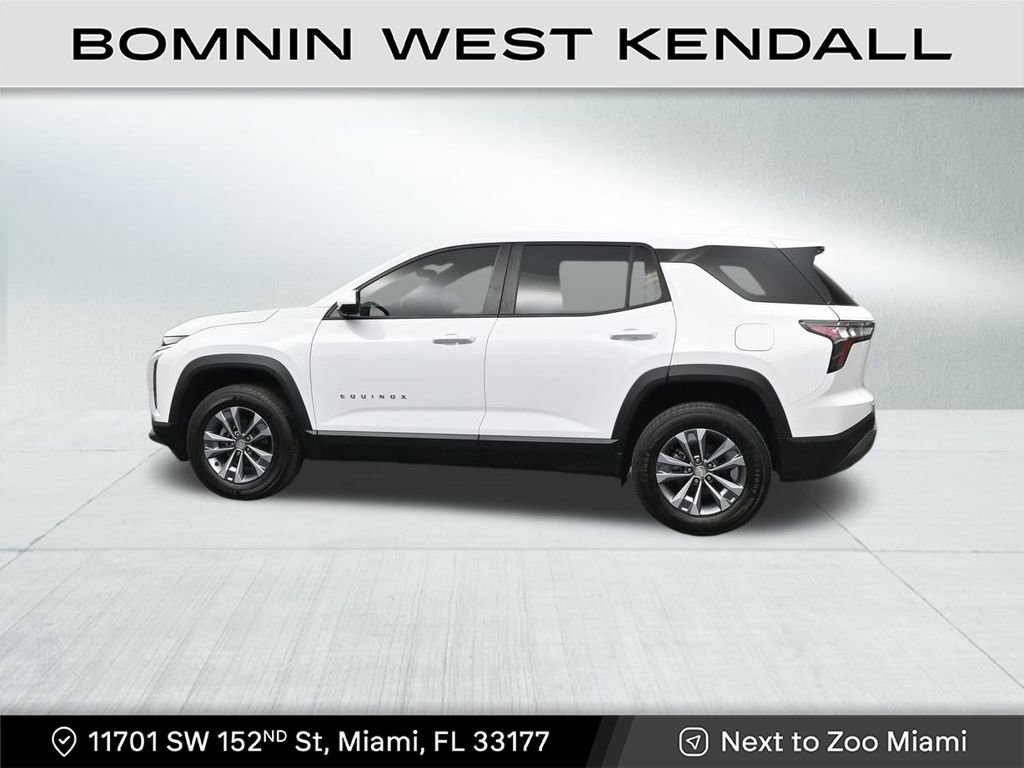 Used 2026 Chevrolet Equinox LT w/ Safety and Technology Package image 2