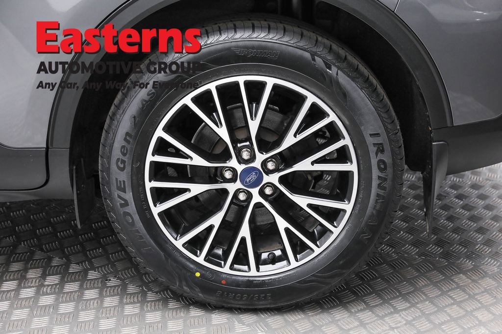 Used 2022 Ford Escape SE w/ Cold Weather Package image 8