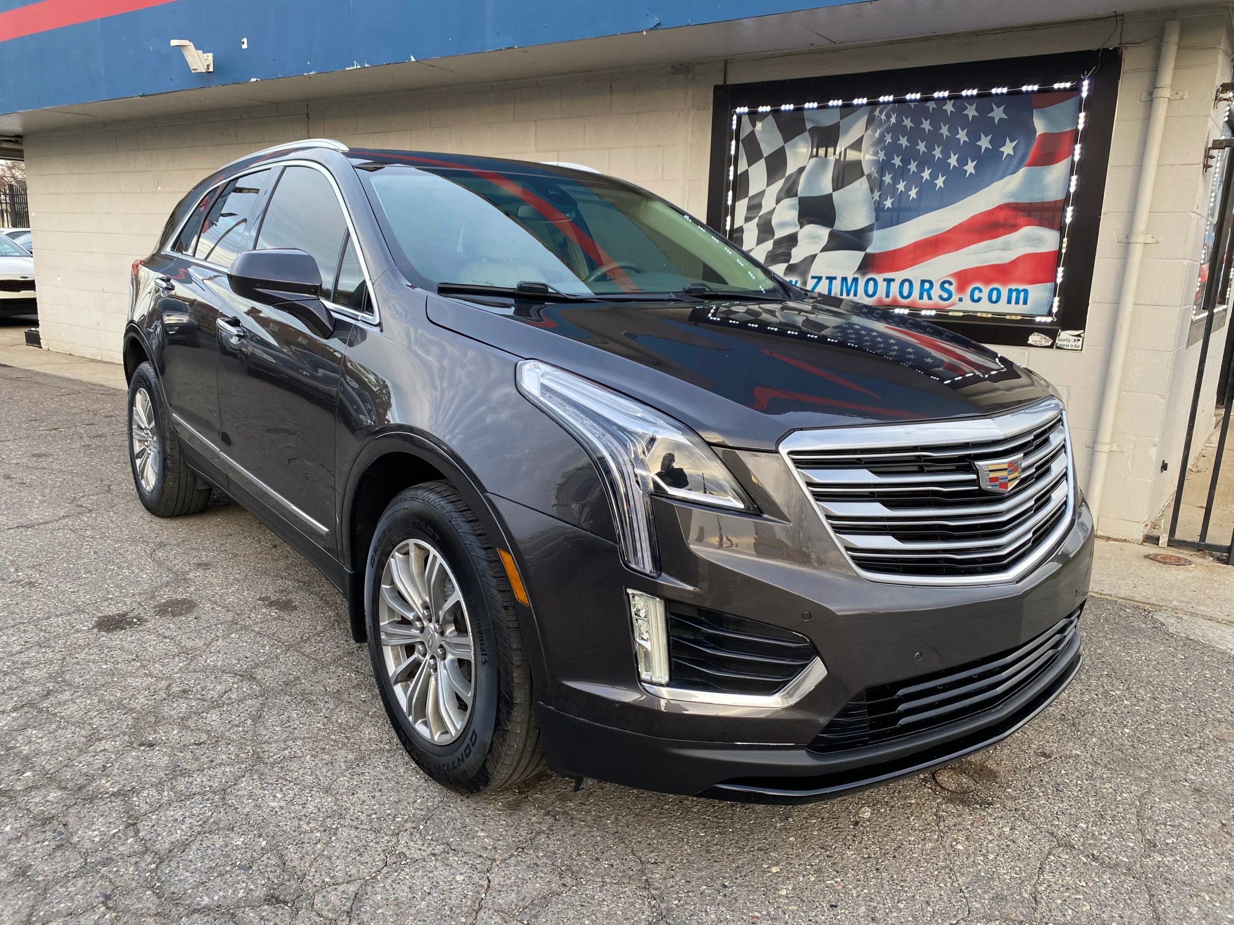 Used 2019 Cadillac XT5 Luxury image 1