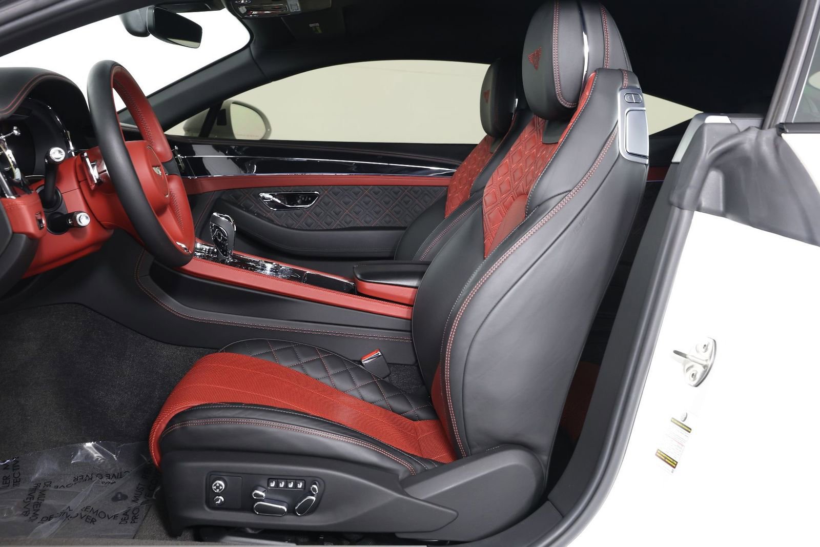 Used 2020 Bentley Continental GT image 2