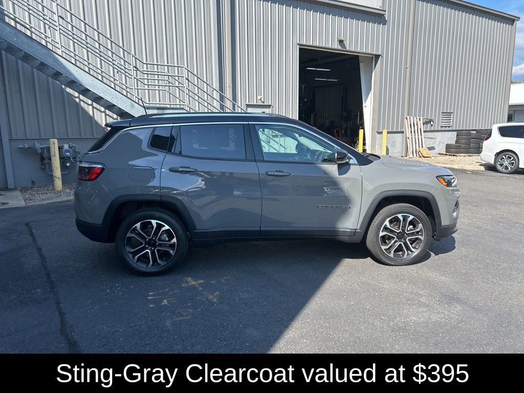 Certified 2022 Jeep Compass Limited image 2