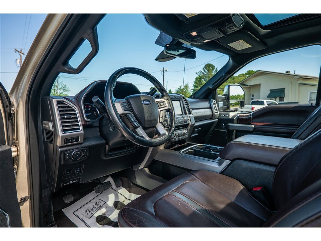 Used 2017 Ford F250 Platinum w/ Platinum Ultimate Package AWD/4WD image 17