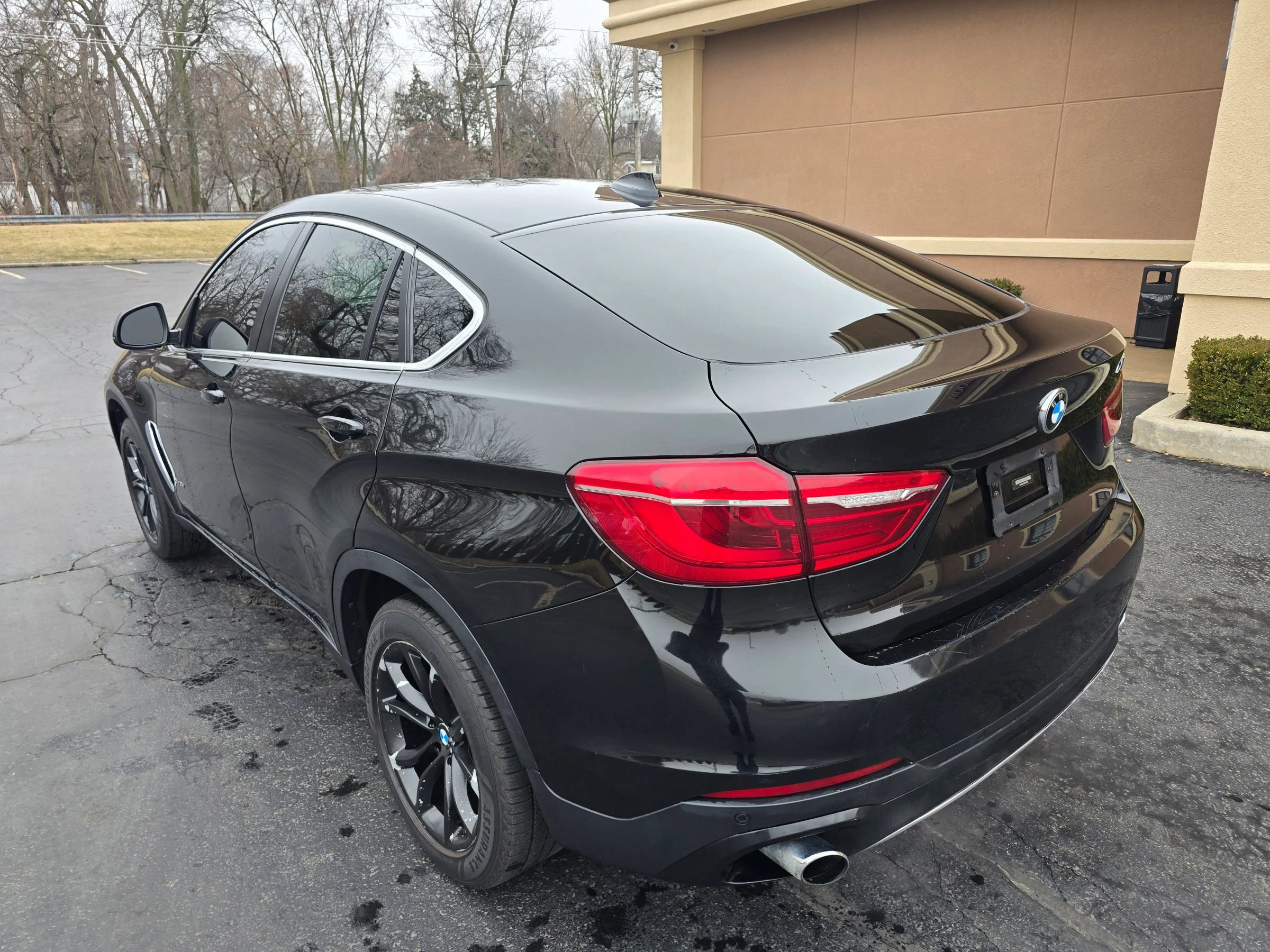 Used 2015 BMW X6 xDrive35i image 15