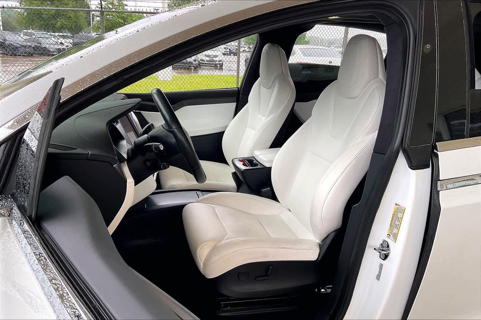 Used 2018 Tesla Model X 100D AWD/4WD image 6