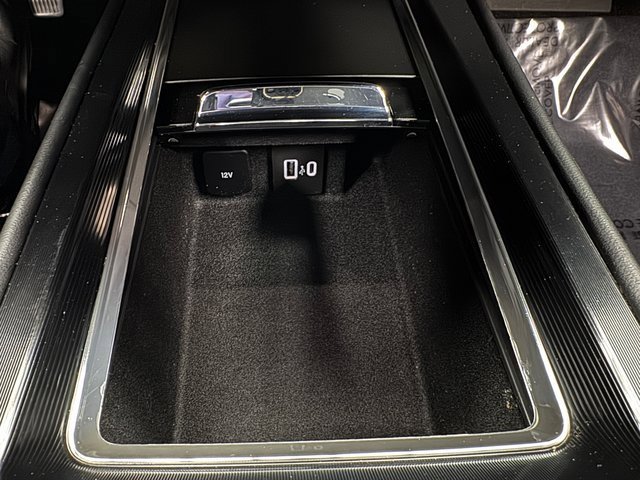 Used 2022 Lincoln Corsair AWD w/ Equipment Group 101A image 20