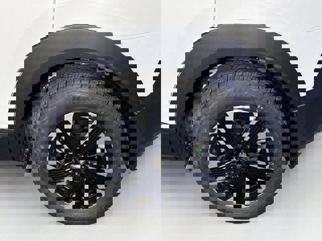 New 2026 Nissan Kicks SV w/ SV Premium Package image 9