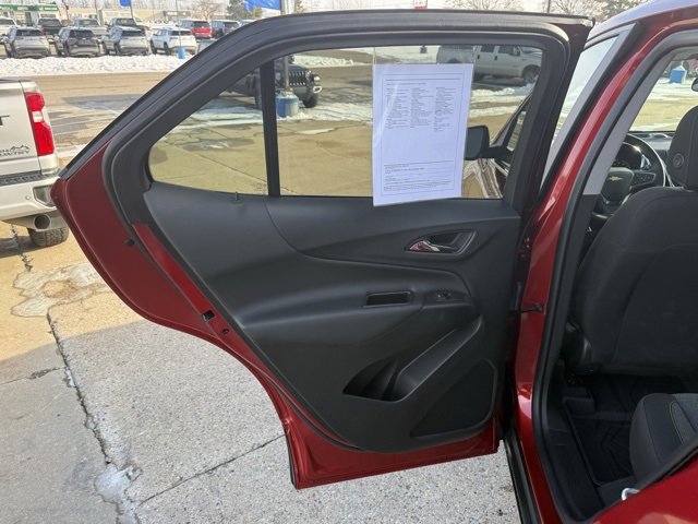 Used 2024 Chevrolet Equinox LT image 14